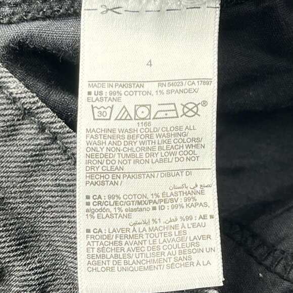 Old navy women’s black higher high rise flare jeans. Secret smooth pockets. - Picture 4 of 5